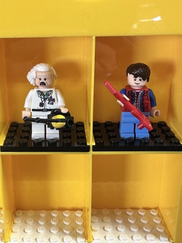 Lego back the future - back, to